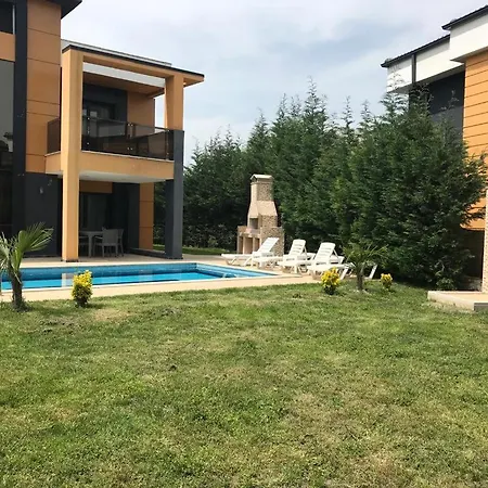 Dsf & Spa A17 Villa *